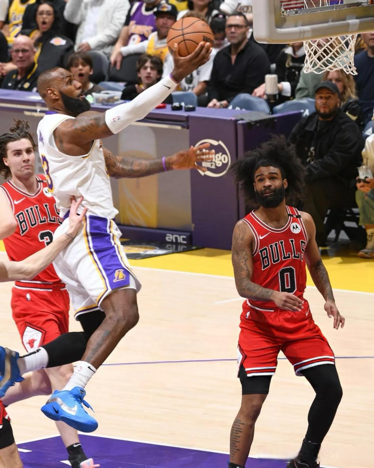 包含湖人血洗公牛,伦纳德关键制胜的词条 包含湖人血洗公牛,伦纳德关键制胜的词条