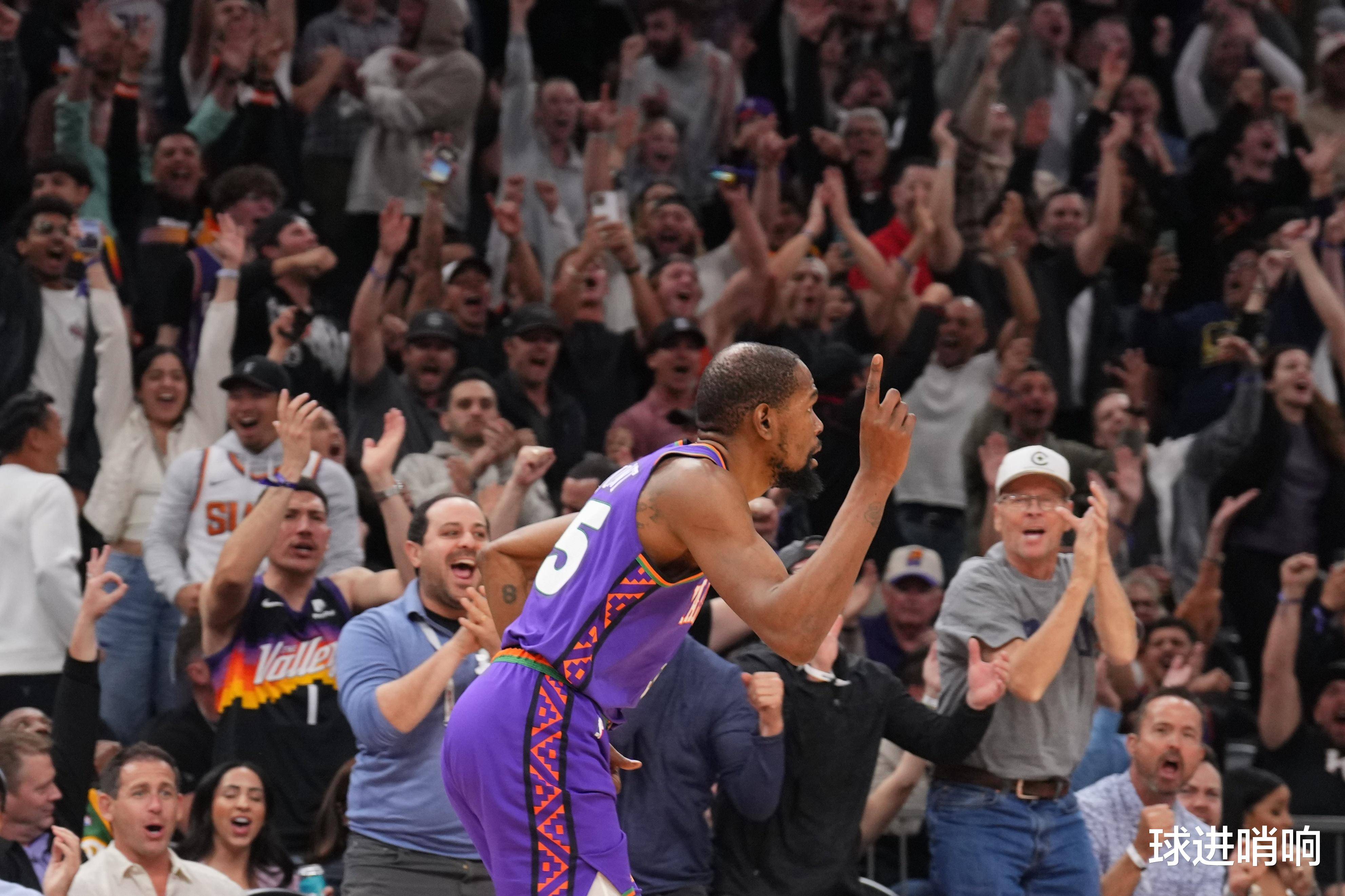 开云体育APP下载-76人力克魔术,戈贝尔统治全场的简单介绍