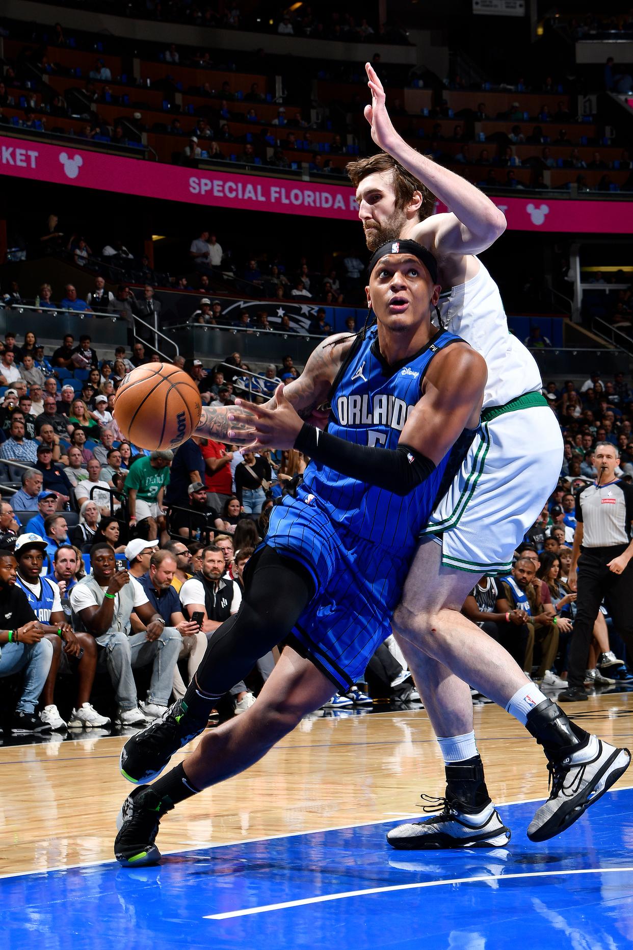 76人力克魔术,戈贝尔统治全场的简单介绍 76人力克魔术,戈贝尔统治全场的简单介绍