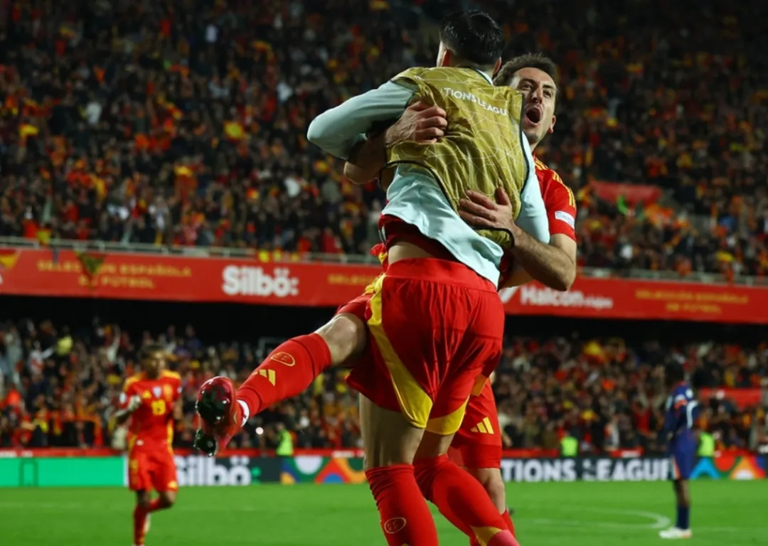 开云体育直播-土耳其绝杀葡萄牙,阿尔瓦雷斯三分雨点燃全场的简单介绍