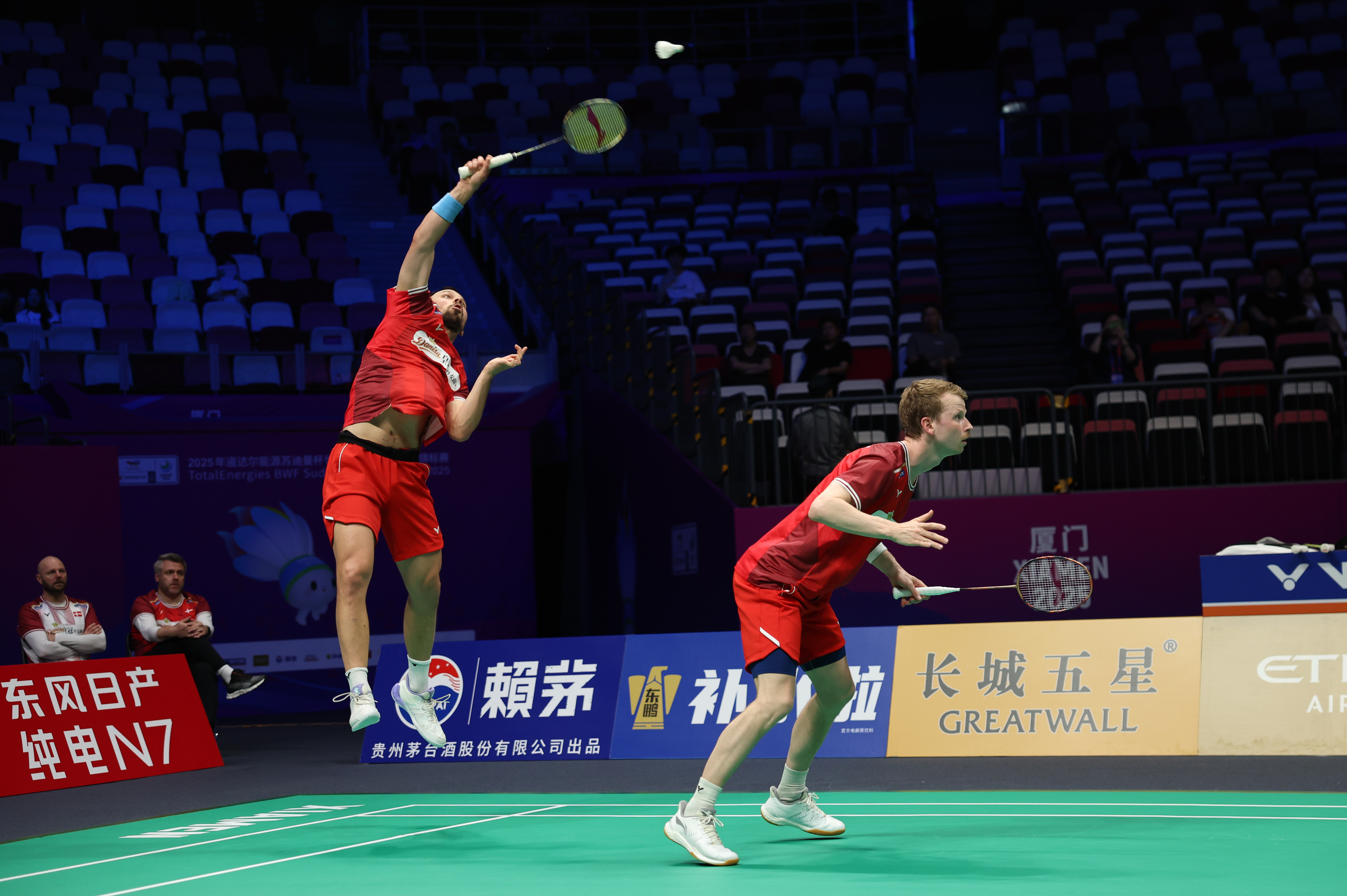 开云体育官方网站-包含英格兰羽毛球队翻盘马来西亚羽毛球队,林丹送出助攻的词条