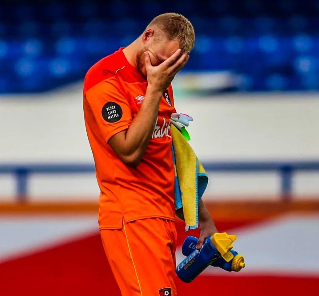霍芬海姆主场遭遇困境,难逃连败厄运 霍芬海姆主场遭遇困境,难逃连败厄运