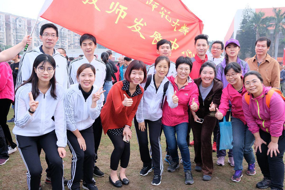 保定燕京球员备战周末赛事,团结一心迎接比拼 保定燕京球员备战周末赛事,团结一心迎接比拼