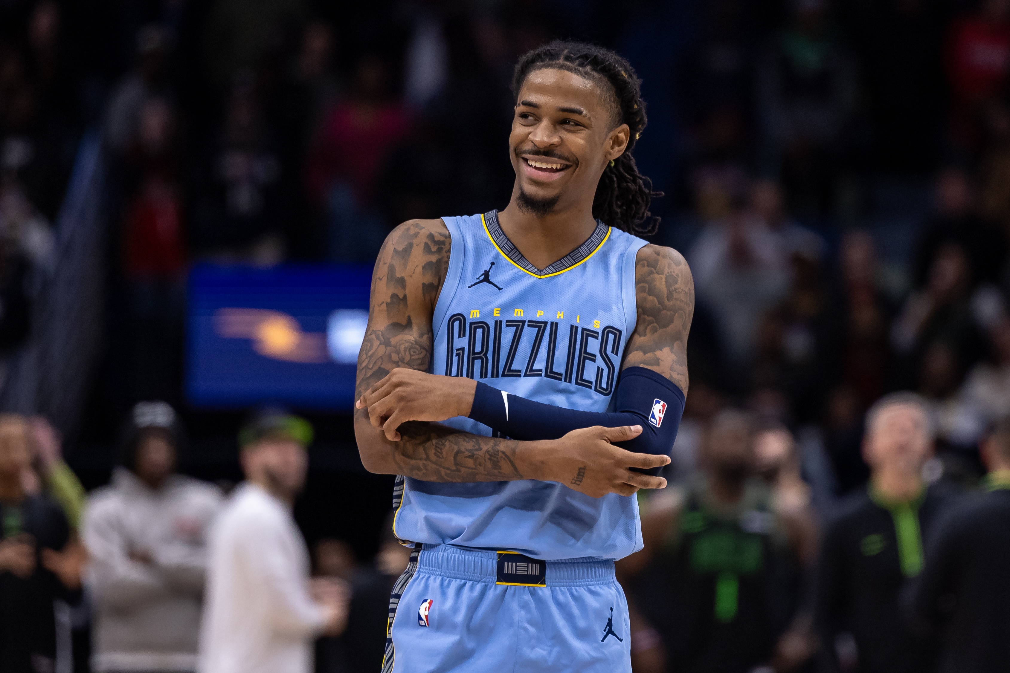 灰熊惊险逆转黄蜂,莫兰特高效得分 灰熊惊险逆转黄蜂,莫兰特高效得分