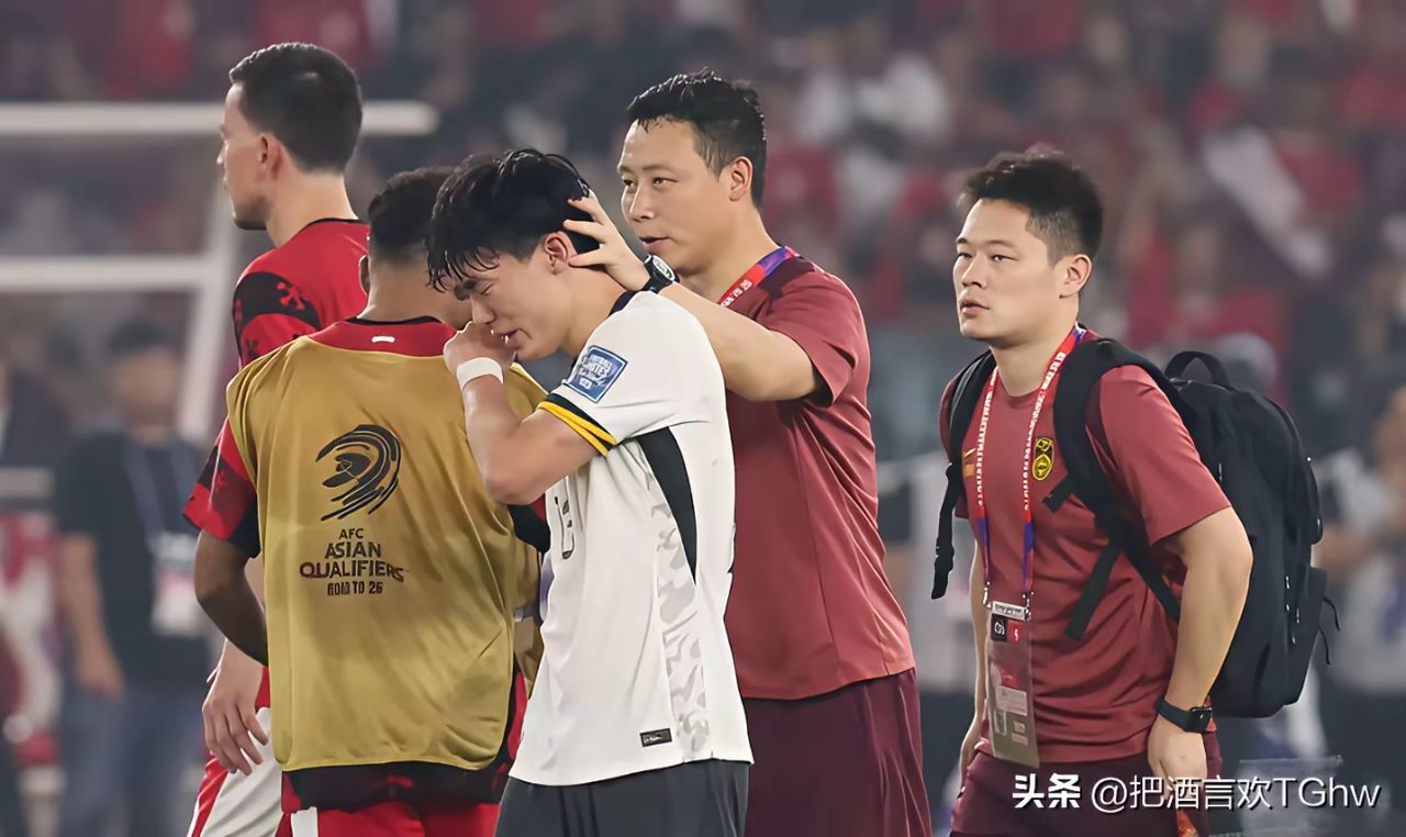 关于队内球员矛盾引发队内不和事件的信息 关于队内球员矛盾引发队内不和事件的信息