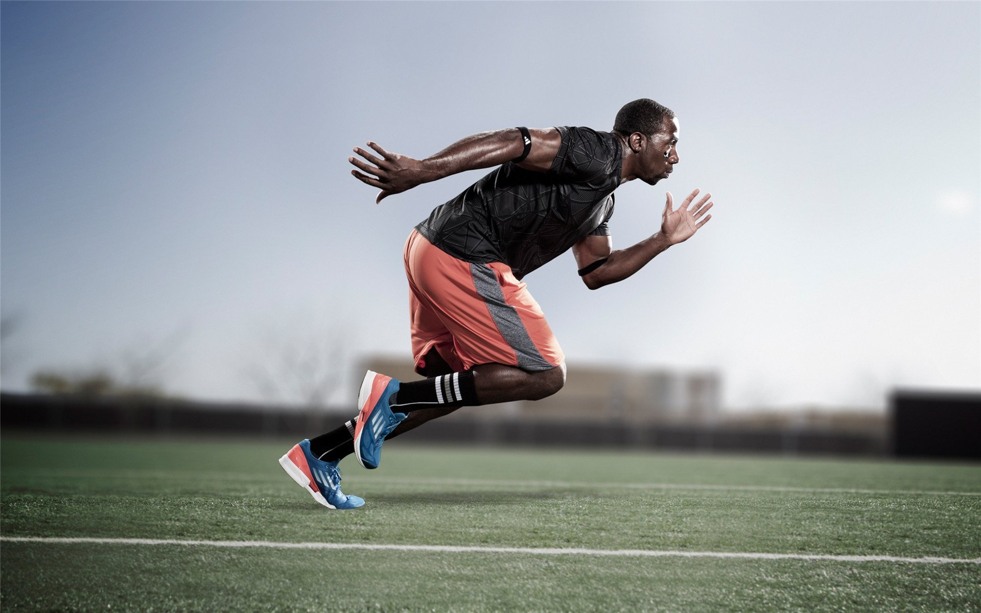 阿什拉夫，从安第斯山麓到亚特兰大之巅，一人的战争与一座城的沦陷